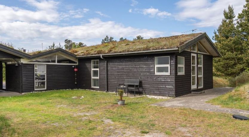 Photo of "Ninna" - 1km from the sea