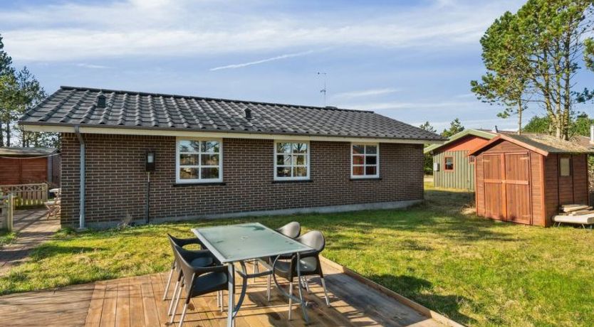 Photo of "Aurelie" - 800m from the sea