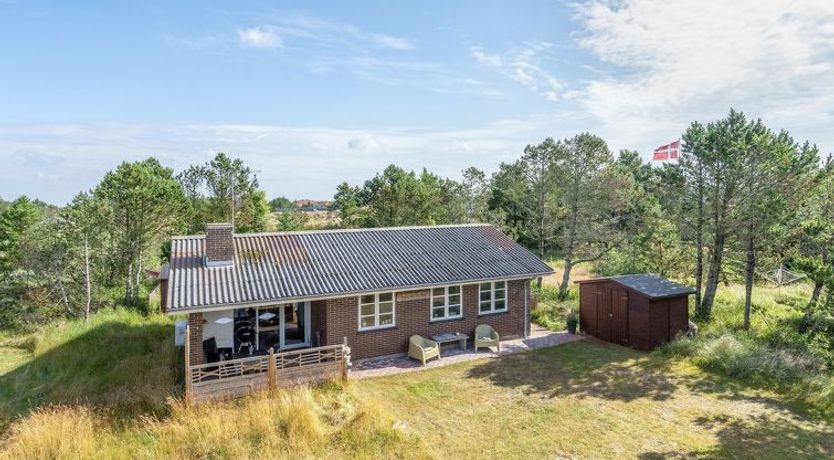 Photo of "Aurelie" - 800m from the sea