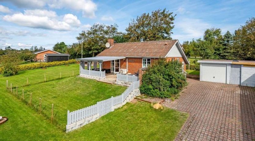 Photo of "Tuki" - 700m to the fjord