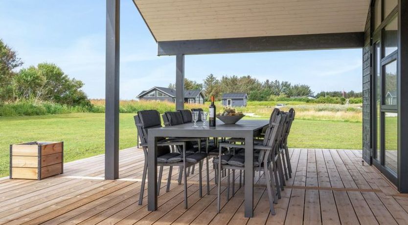 Photo of "Amitola" - 700m from the sea