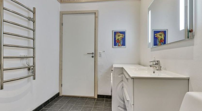 Photo of "Nelie" - 40km from the sea