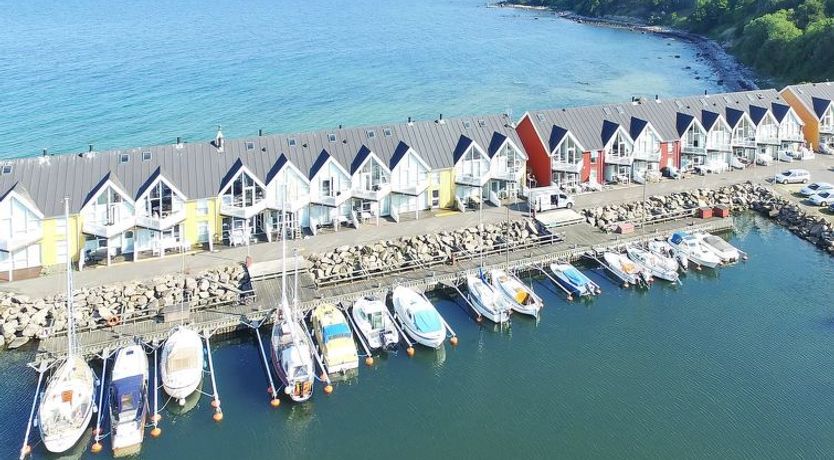 Photo of "Frigg" - 10m from the sea