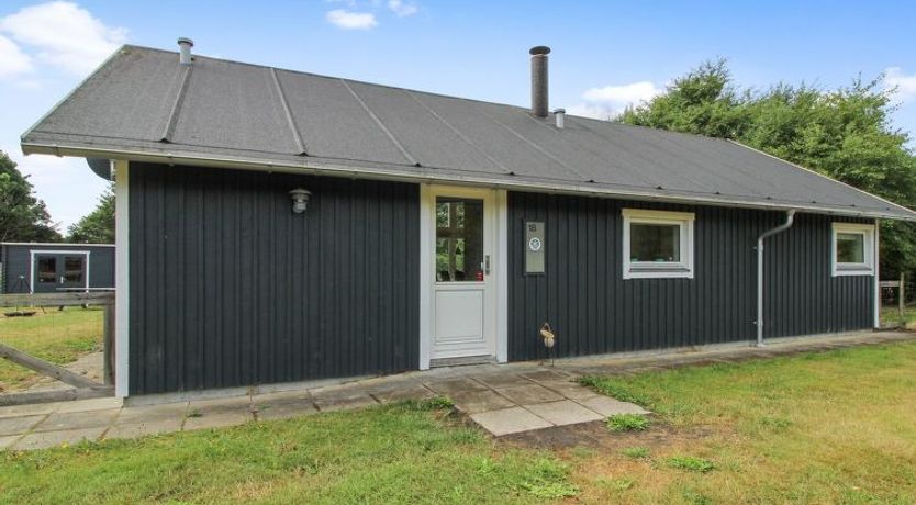 Photo of "Daina" - 400m to the fjord