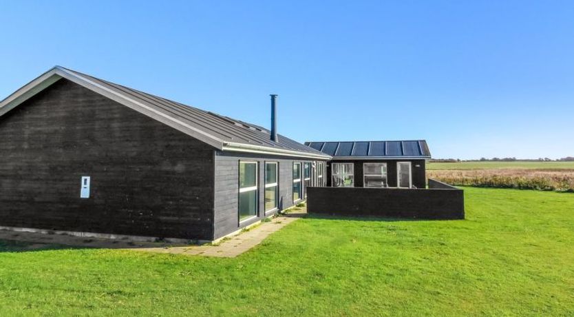 Photo of "Kirsi" - 1.6km from the sea