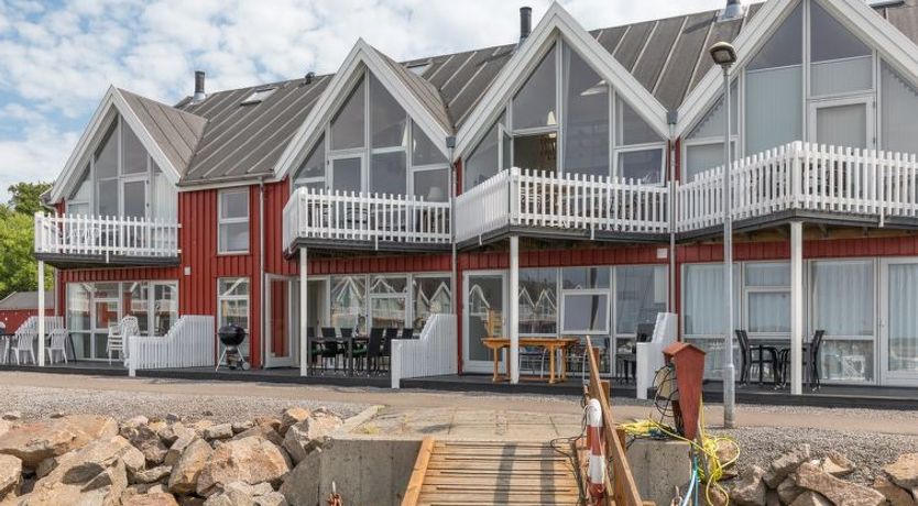 Photo of "Eija" - 5m from the sea