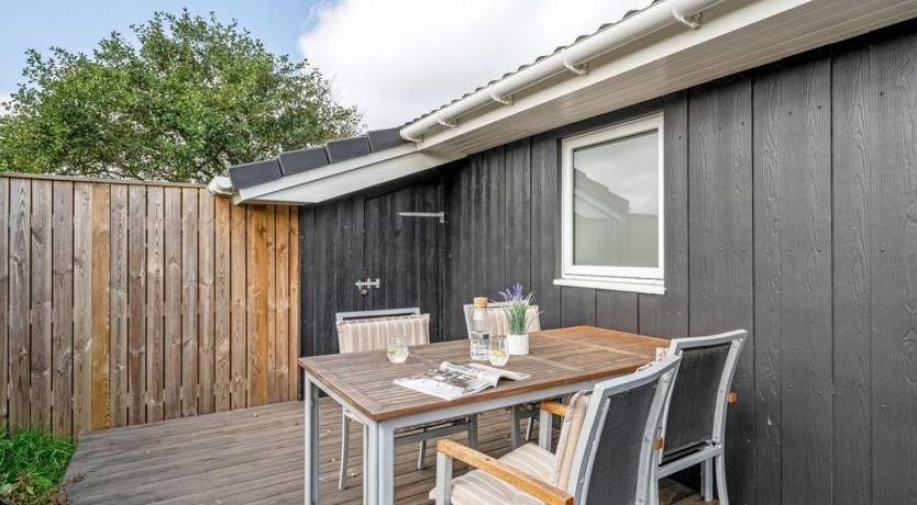 Photo of "Tanna" - 330m to the fjord