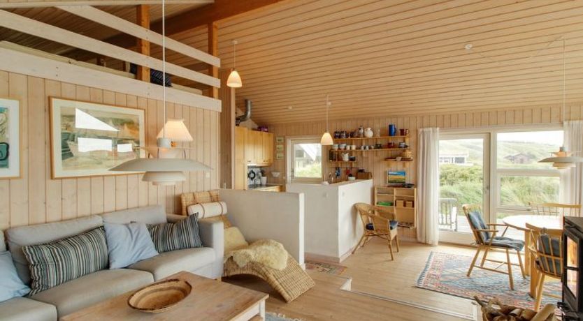 Photo of "Eunike" - 220m from the sea