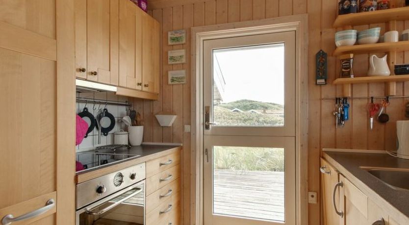 Photo of "Eunike" - 220m from the sea