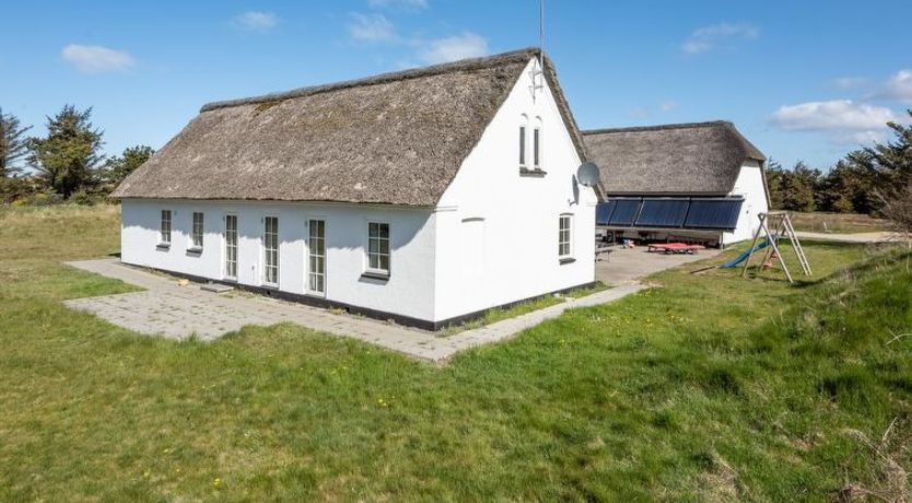 Photo of "Cornelius" - 900m from the sea