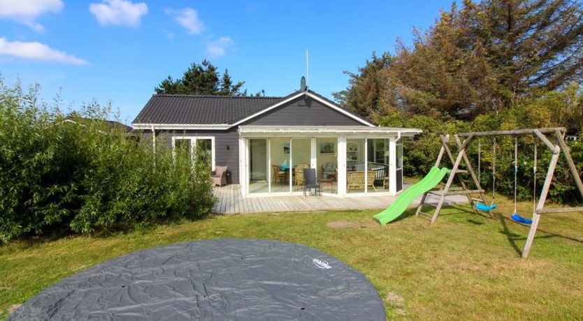 Photo of "Annina" - 500m from the sea