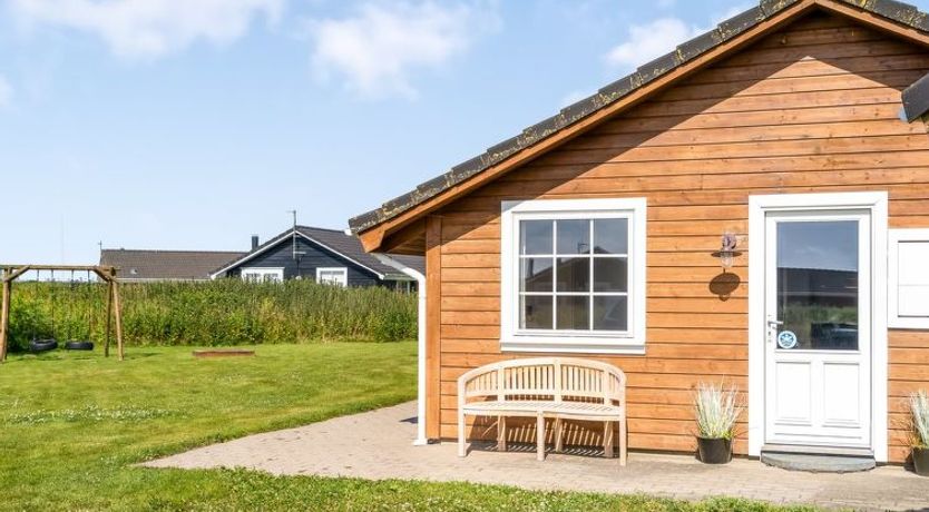 Photo of "Anya" - 650m from the sea