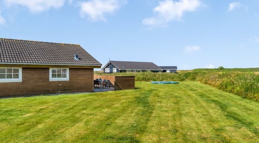 Photo of "Anya" - 650m from the sea