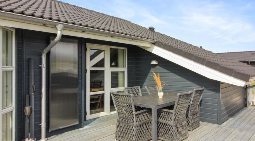 Photo of "Anett" - 400m from the sea