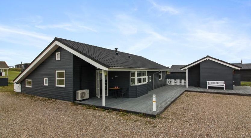 Photo of "Anett" - 400m from the sea