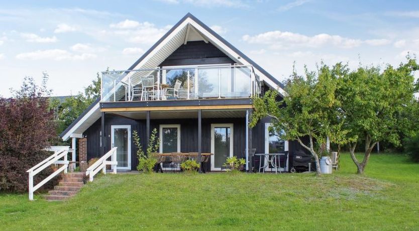 Photo of "Rawald" - 200m from the sea