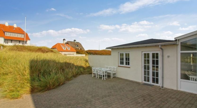 Photo of "Lenaya" - 75m from the sea