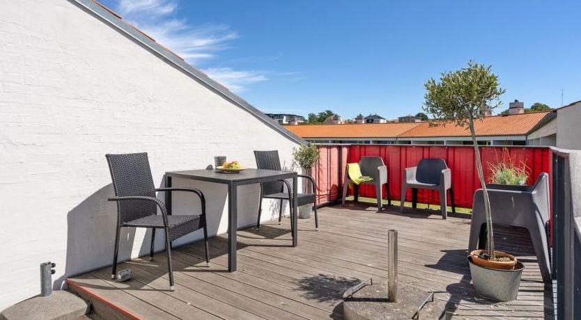 Photo of "Elvin" - 20m from the sea