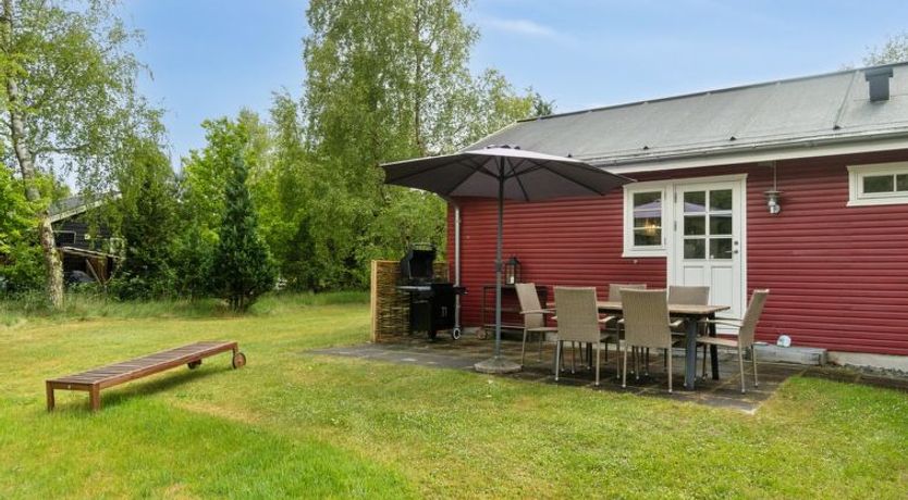 Photo of "Aris" - 480m from the sea