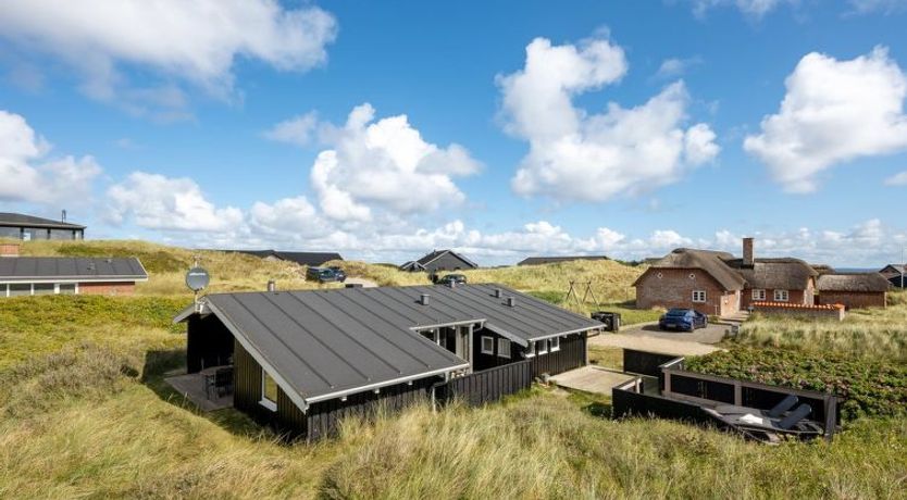 Photo of "Friedel" - 150m from the sea