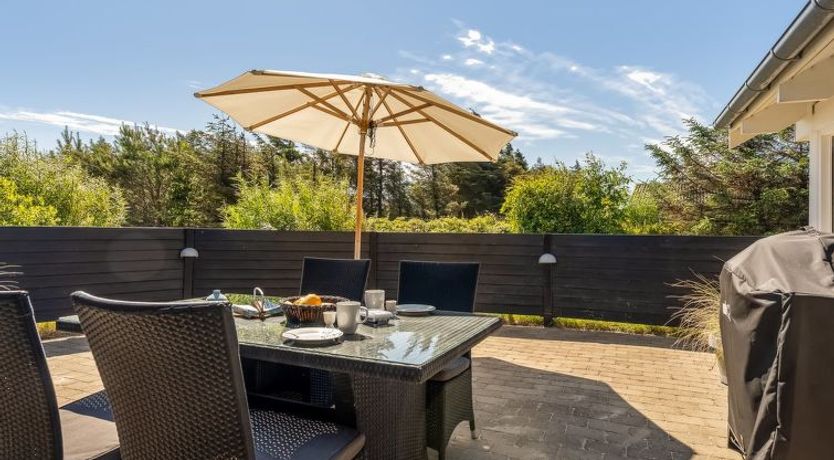 Photo of "Federica" - 500m from the sea