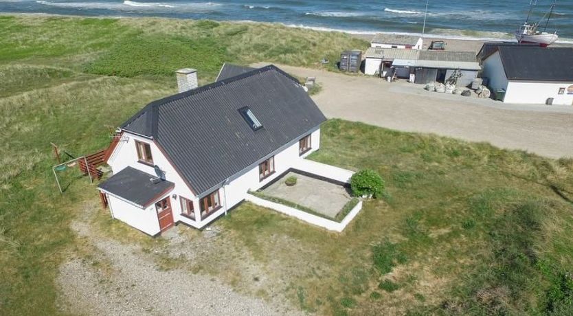 Photo of "Stinne" - 50m from the sea in NW Jutland