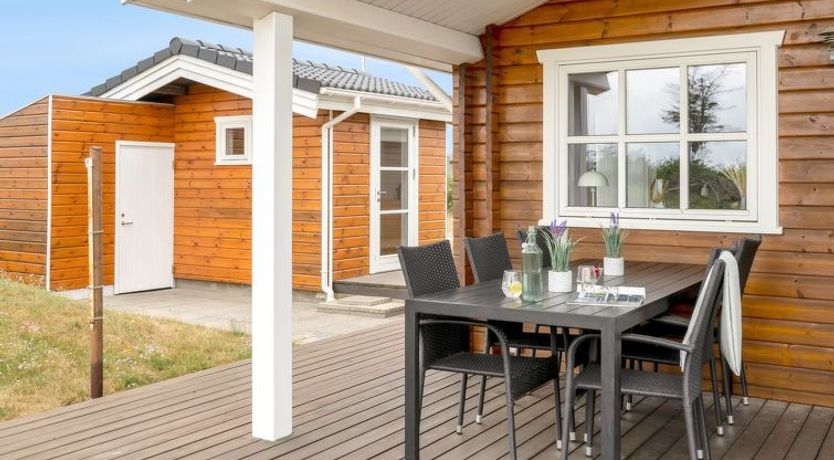 Photo of "Herfrid" - 600m from the sea