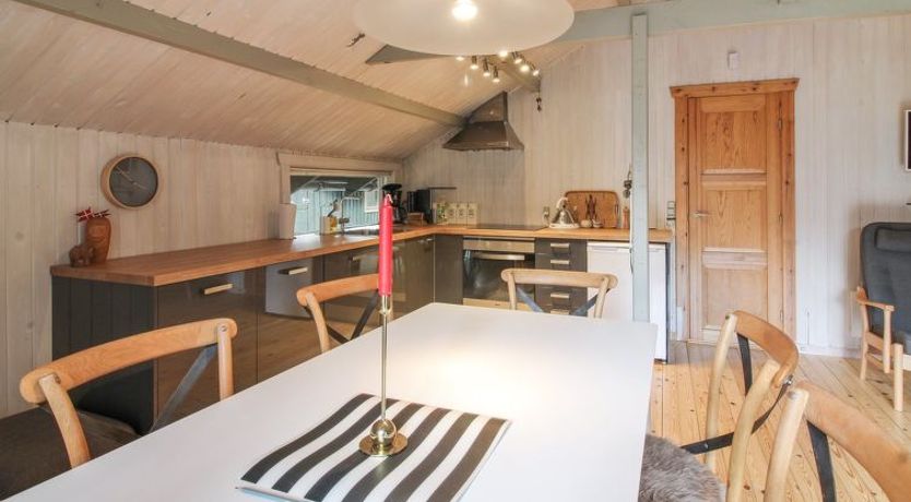 Photo of "Iskra" - 900m from the sea