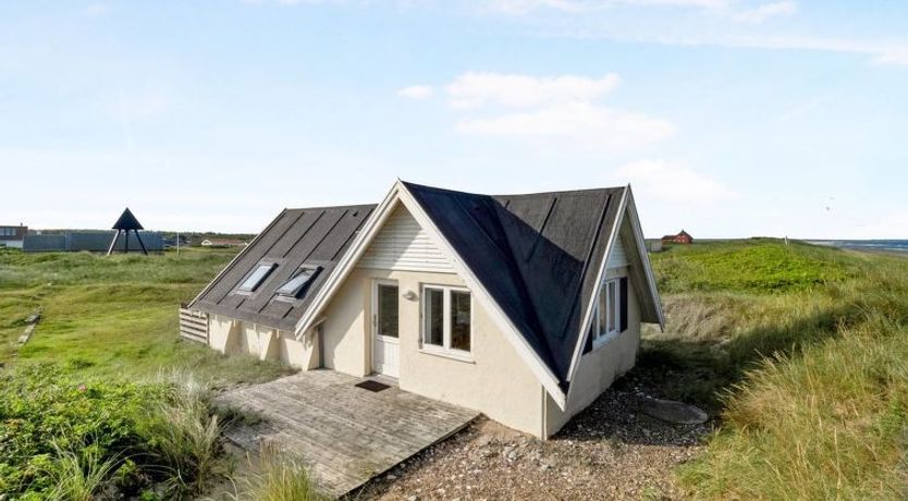 Photo of "Ebba" - 25m from the sea