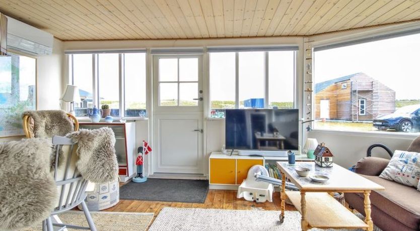 Photo of "Jorie" - 100m from the sea