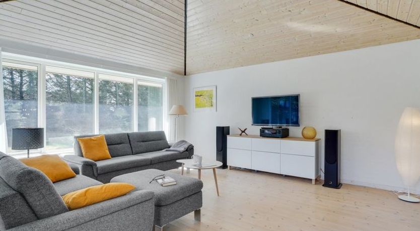 Photo of "Örjan" - 400m from the sea