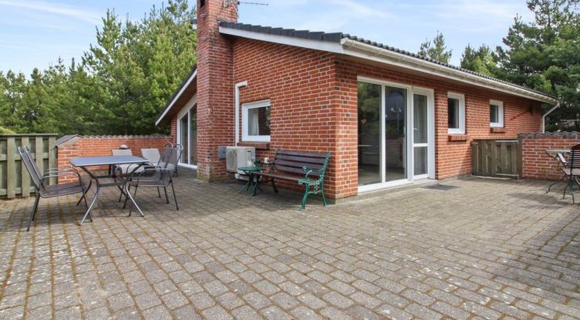 Photo of "Elsy" - 2.6km from the sea