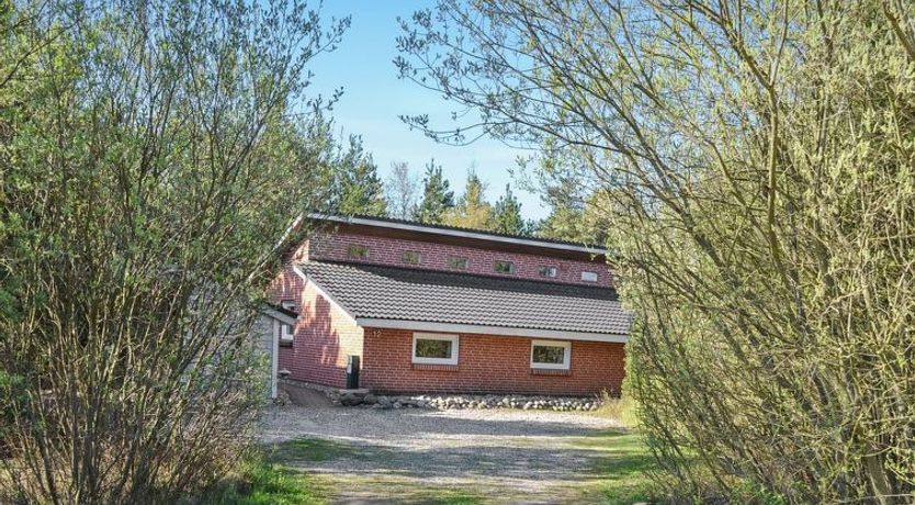 Photo of "Elsy" - 2.6km from the sea