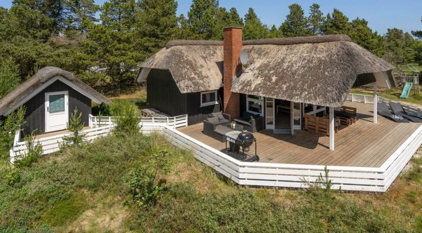 Photo of "Lin" - 2.9km from the sea