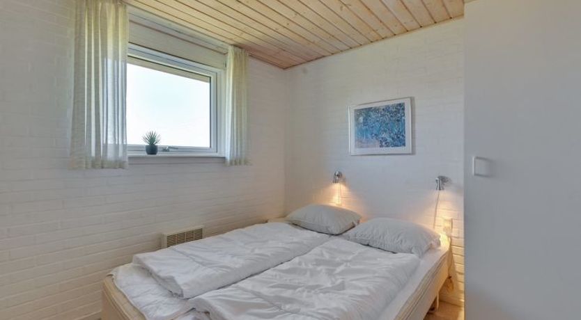 Photo of "Nanette" - 300m to the fjord