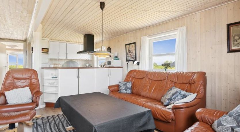 Photo of "Andor" - 500m from the sea