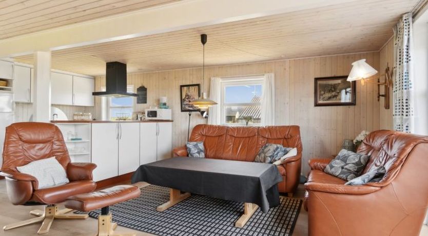 Photo of "Andor" - 500m from the sea