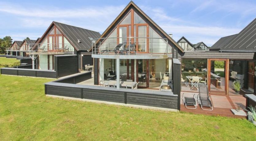 Photo of "Merisa" - 2.5km from the sea