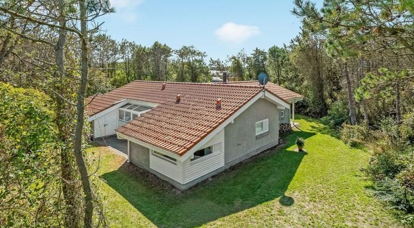 Photo of "Aslak" - 350m from the sea