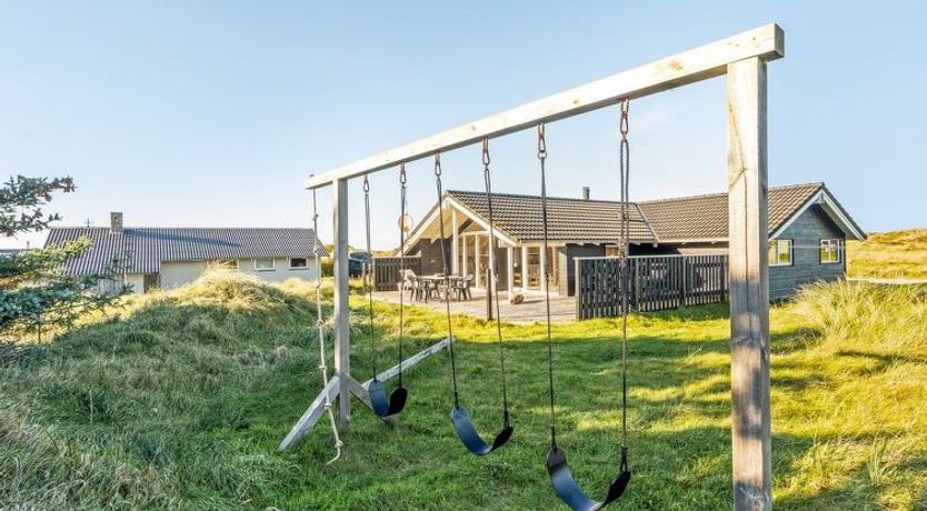 Photo of "Horsten" - 350m from the sea