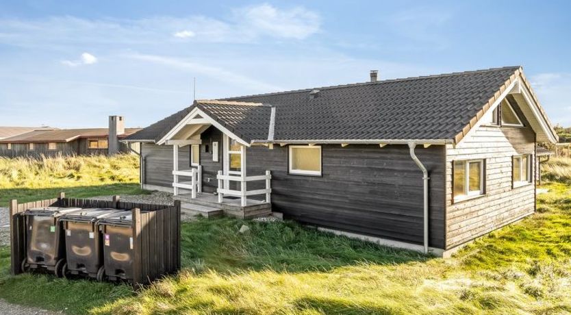 Photo of "Horsten" - 350m from the sea