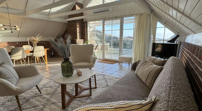 Photo of "Edvard" - 400m from the sea