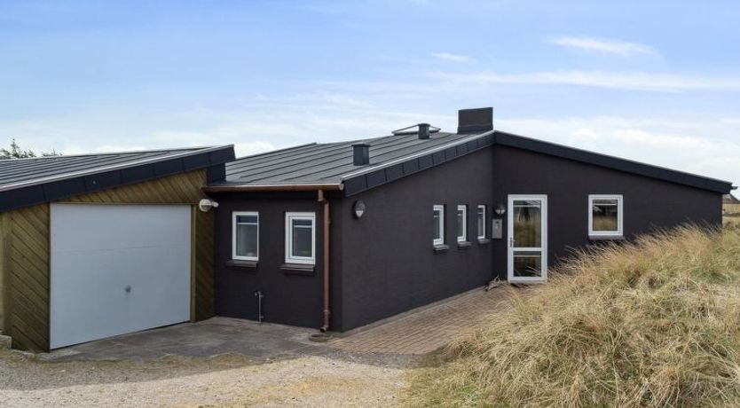 Photo of "Dennik" - 100m from the sea