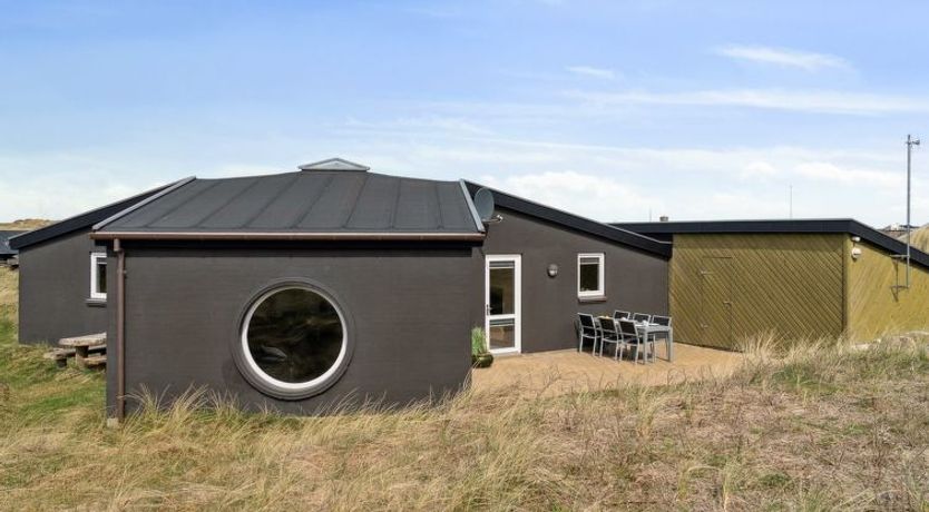 Photo of "Dennik" - 100m from the sea