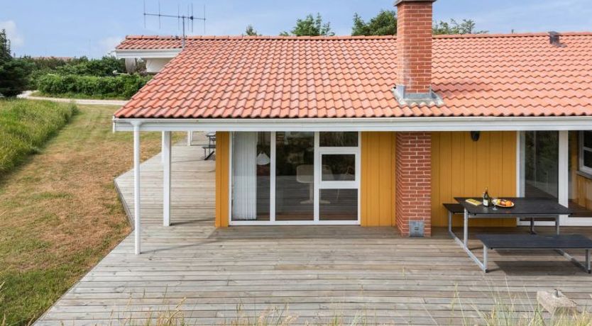 Photo of "Annemia" - 200m from the sea