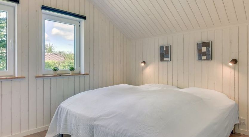 Photo of "Aleide" - 29km from the sea