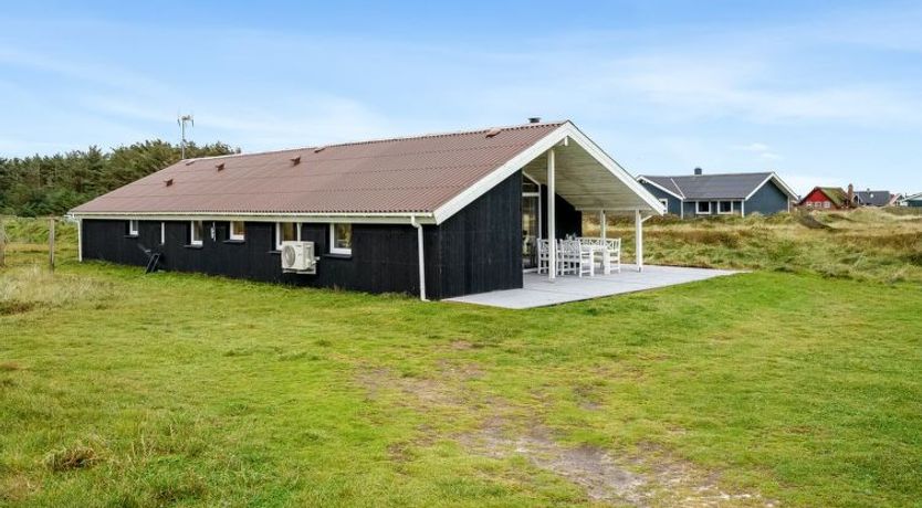 Photo of "Elnur" - 100m from the sea