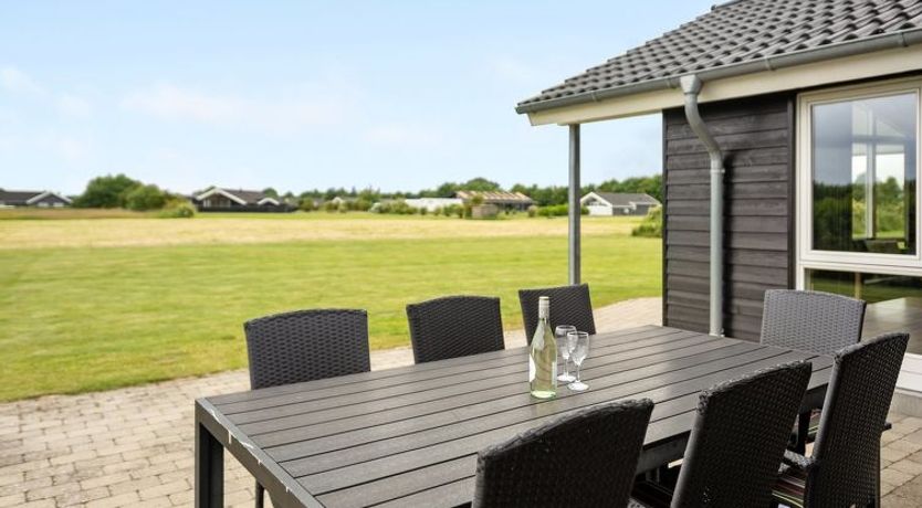 Photo of "Finja" - 500m from the sea