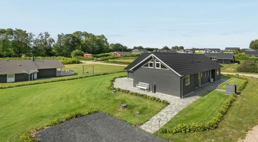 Photo of "Damiana" - 500m from the sea