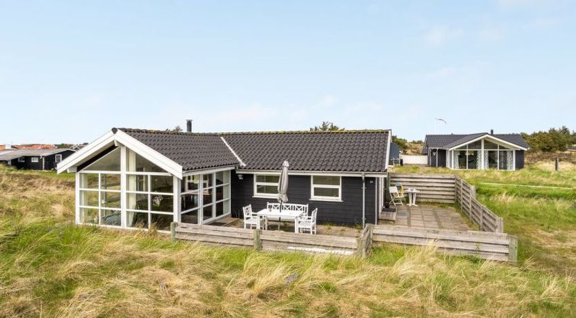 Photo of "Dreng" - 800m from the sea